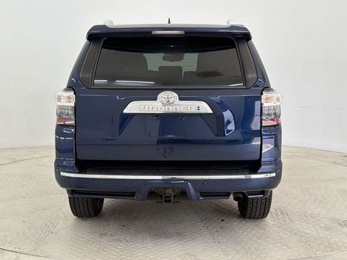 Used 2022 Toyota 4Runner Limited RWD image 10