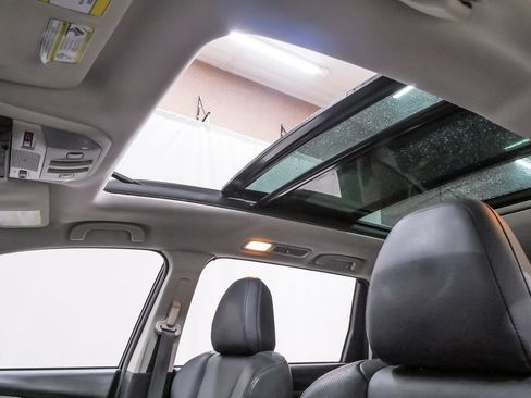 Used 2022 Subaru Ascent Limited w/ Technology Package AWD/4WD image 10