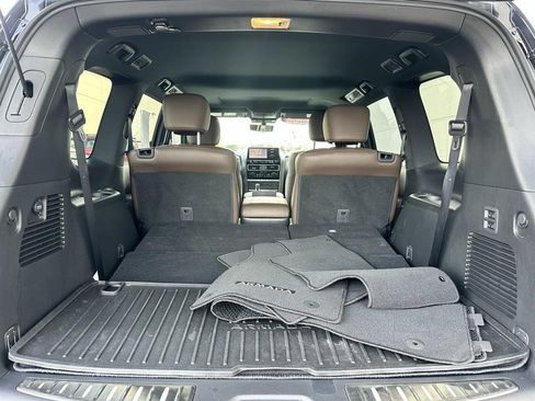 Used 2024 Nissan Armada Platinum w/ Captain's Chairs Package image 9