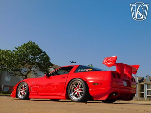 Used 1996 Chevrolet Corvette Coupe image 16