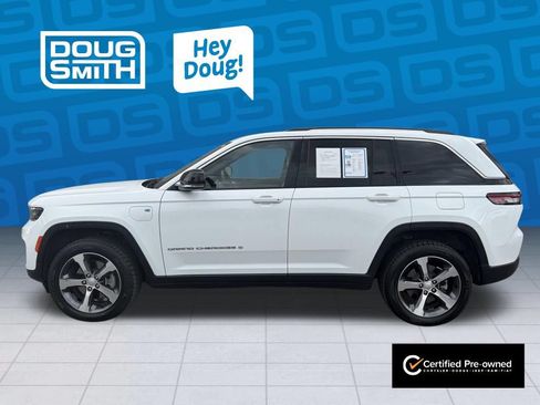 Used 2023 Jeep Grand Cherokee 4WD 4xe image 2