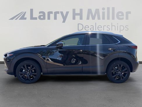 Used 2024 MAZDA CX-30 AWD 2.5 S w/ Select Sport Pkg image 2