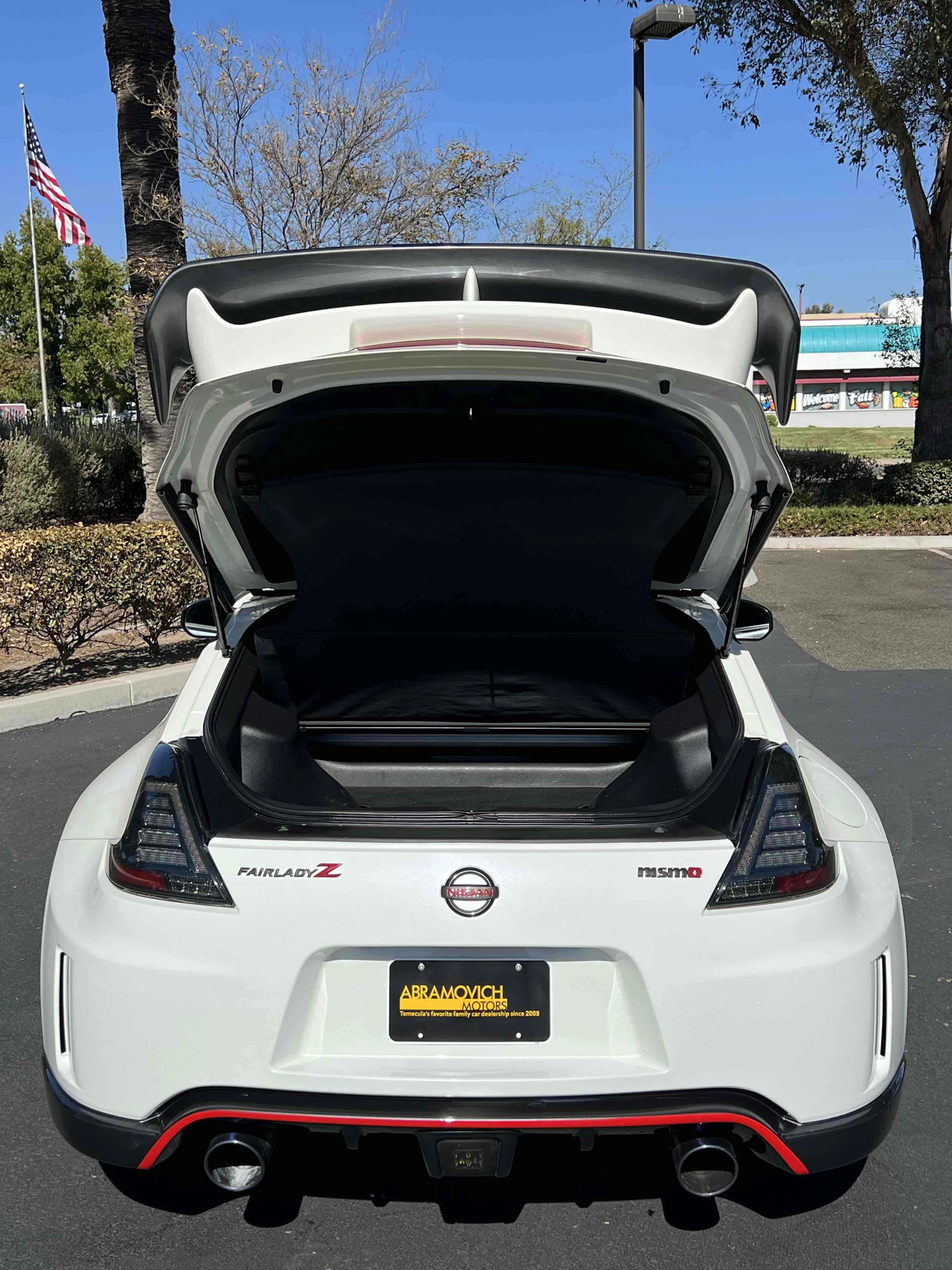 Used 2014 Nissan 370Z NISMO w/ Bose Package RWD image 27
