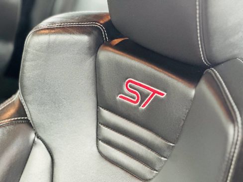 Used 2014 Ford Focus ST w/ Equipment Group 202A image 16