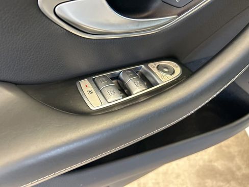 Used 2022 Mercedes-Benz AMG GT 43 w/ Driver Assistance Package image 47