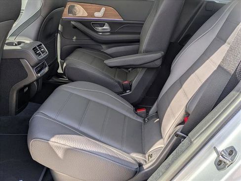 New 2026 Mercedes-Benz GLS 450 4MATIC image 14