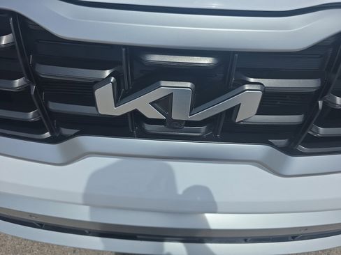 Used 2024 Kia Telluride SX Prestige AWD/4WD image 23