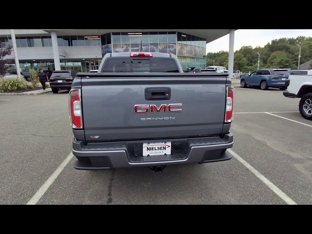 Used 2022 GMC Canyon Elevation w/ Elevation Premium Package AWD/4WD image 7