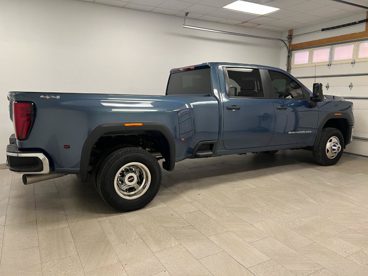 Used 2026 GMC Sierra 3500 Pro w/ 1SA Pro Safety Plus Package AWD/4WD image 11