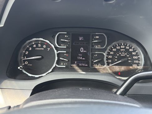 Used 2019 Toyota Tundra SR5 AWD/4WD image 10