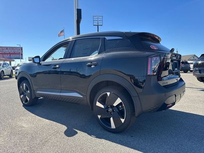 New 2026 Nissan Kicks SR