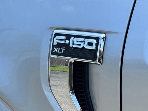 Used 2022 Ford F150 XLT w/ Trailer Tow Package AWD/4WD image 9