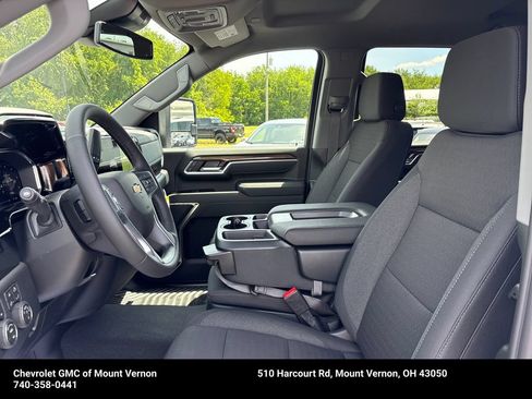 New 2026 Chevrolet Silverado 2500 LT w/ Z71 Chrome Sport Edition AWD/4WD image 12