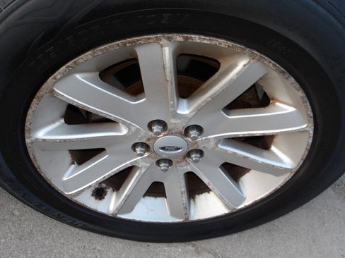 Used 2009 Ford Flex SEL image 51