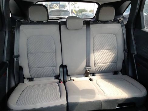 Used 2022 Ford Escape SE FWD image 11