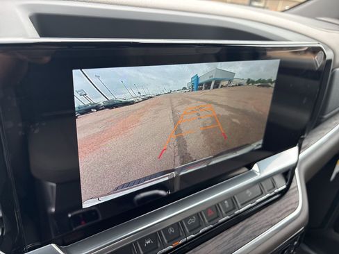 New 2026 GMC Sierra 1500 SLT image 23