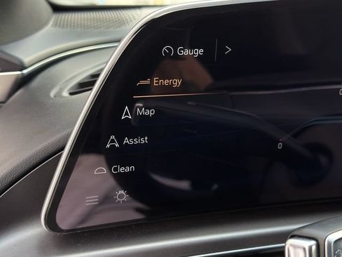 Certified 2024 Cadillac Lyriq Tech RWD image 23