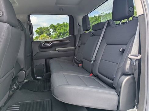 Certified 2025 GMC Sierra 1500 Elevation AWD/4WD image 14