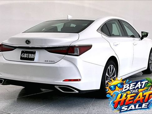 Used 2025 Lexus ES 350 w/ Accessory Package (Z2) FWD image 14