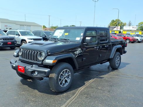 New 2026 Jeep Gladiator Sport AWD/4WD image 5