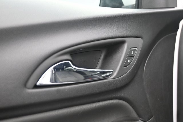 Used 2024 Chevrolet Equinox LT AWD/4WD image 13
