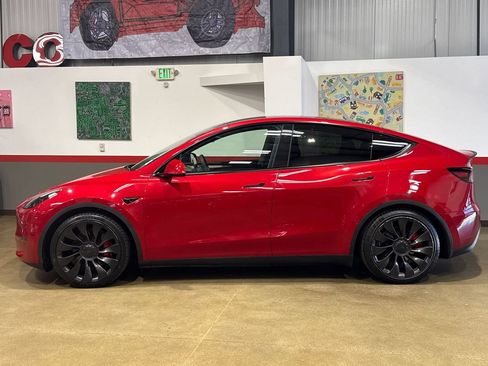 Used 2023 Tesla Model Y Performance AWD/4WD image 7