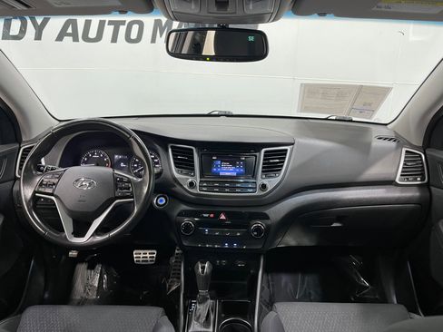 Used 2017 Hyundai Tucson Night image 18