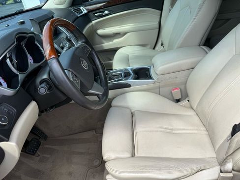 Used 2010 Cadillac SRX Premium FWD image 13