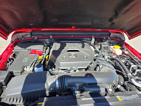 Certified 2026 Jeep Wrangler Unlimited Rubicon image 13