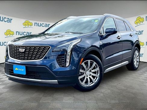 Used 2019 Cadillac XT4 Premium Luxury w/ Cold Weather Package AWD/4WD image 3