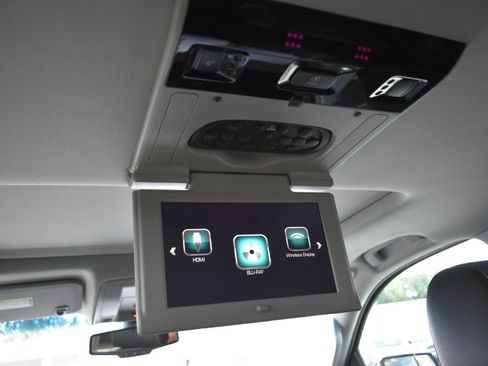 Used 2017 Chevrolet Tahoe Premier RWD image 47