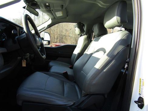 Used 2023 Ford F250 XL w/ Snow Plow Prep Package image 12