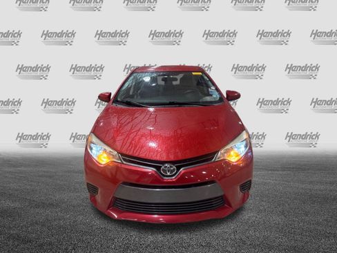 Used 2016 Toyota Corolla LE FWD image 2