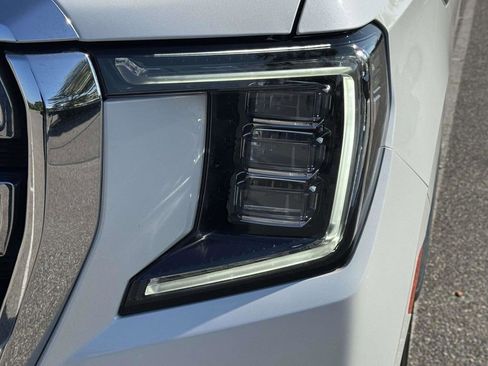 Certified 2023 GMC Yukon XL SLT image 5