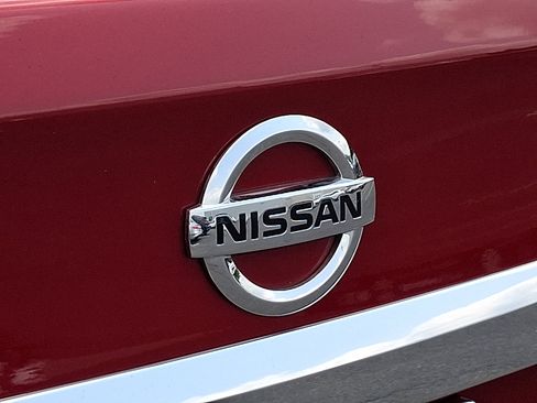 Certified 2017 Nissan Altima 2.5 SV w/ Convenience Package FWD image 29