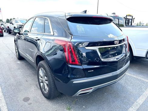 Used 2021 Cadillac XT5 Premium Luxury w/ LPO, Premium Carpet Package AWD/4WD image 2