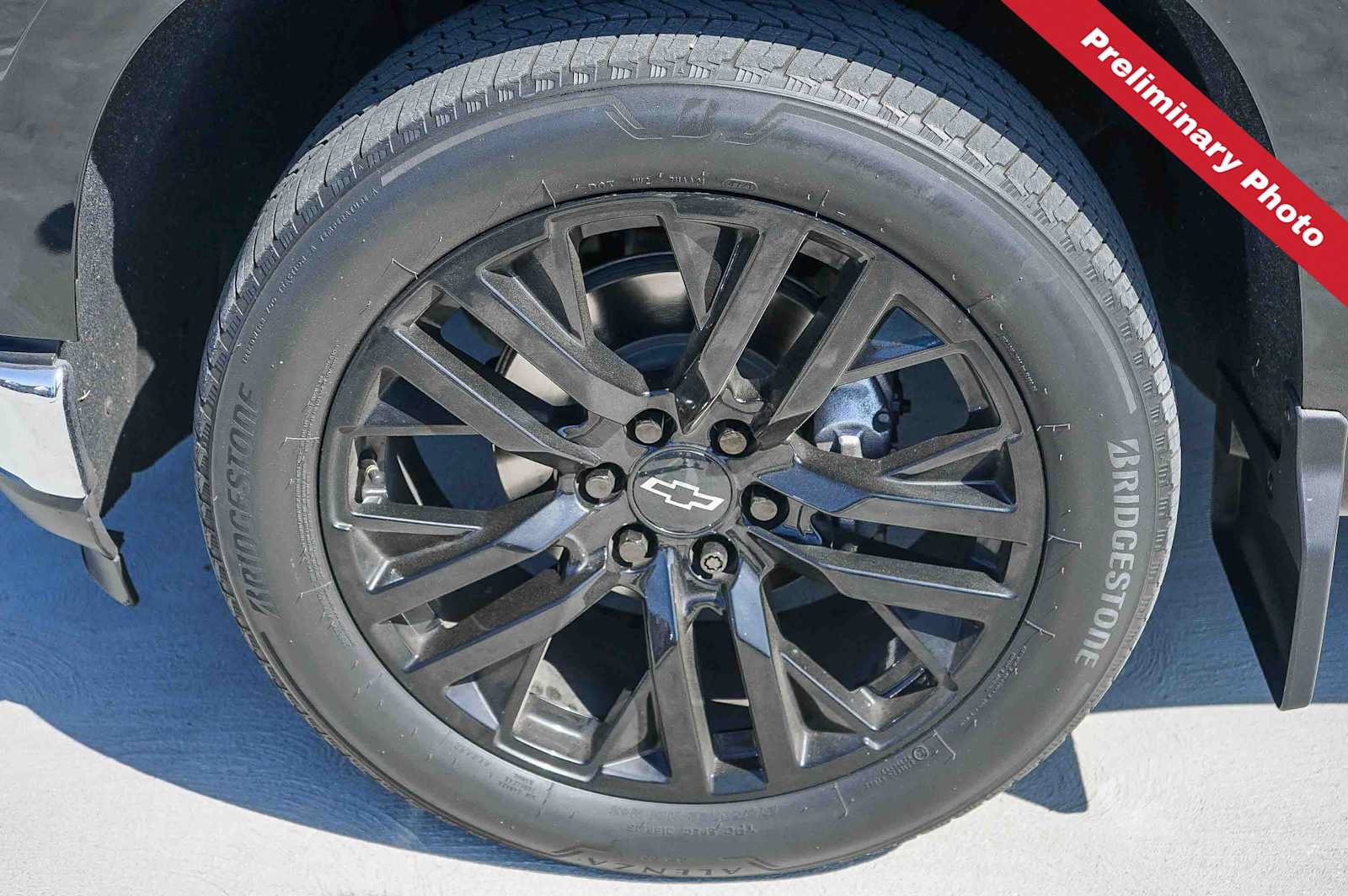 Used 2022 Chevrolet Silverado 1500 LT w/ Bed Protection Package RWD image 11