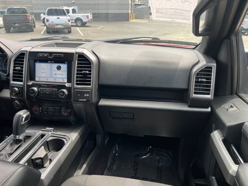 Used 2016 Ford F150 XLT w/ Equipment Group 302A Luxury AWD/4WD image 29