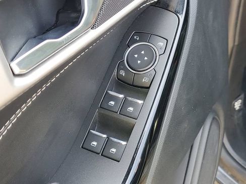 Used 2022 Ford Explorer ST AWD/4WD image 11