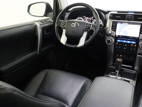 Used 2024 Toyota 4Runner Limited RWD image 33