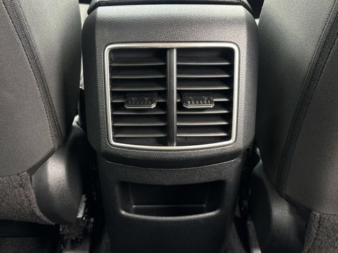 Used 2025 Kia Sportage LX FWD image 22