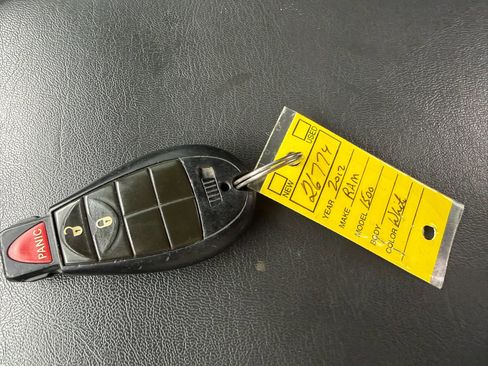 Used 2012 RAM 1500 Classic SLT image 21