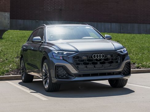 New 2026 Audi Q8 Premium Plus AWD/4WD image 2