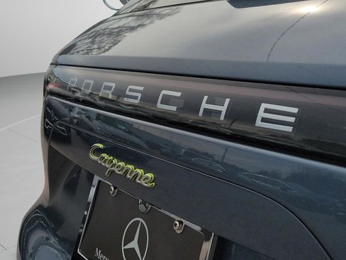 Used 2020 Porsche Cayenne E-Hybrid AWD/4WD image 8