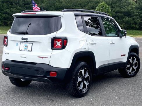 Certified 2021 Jeep Renegade Trailhawk w/ Sun & Sound Group AWD/4WD image 10