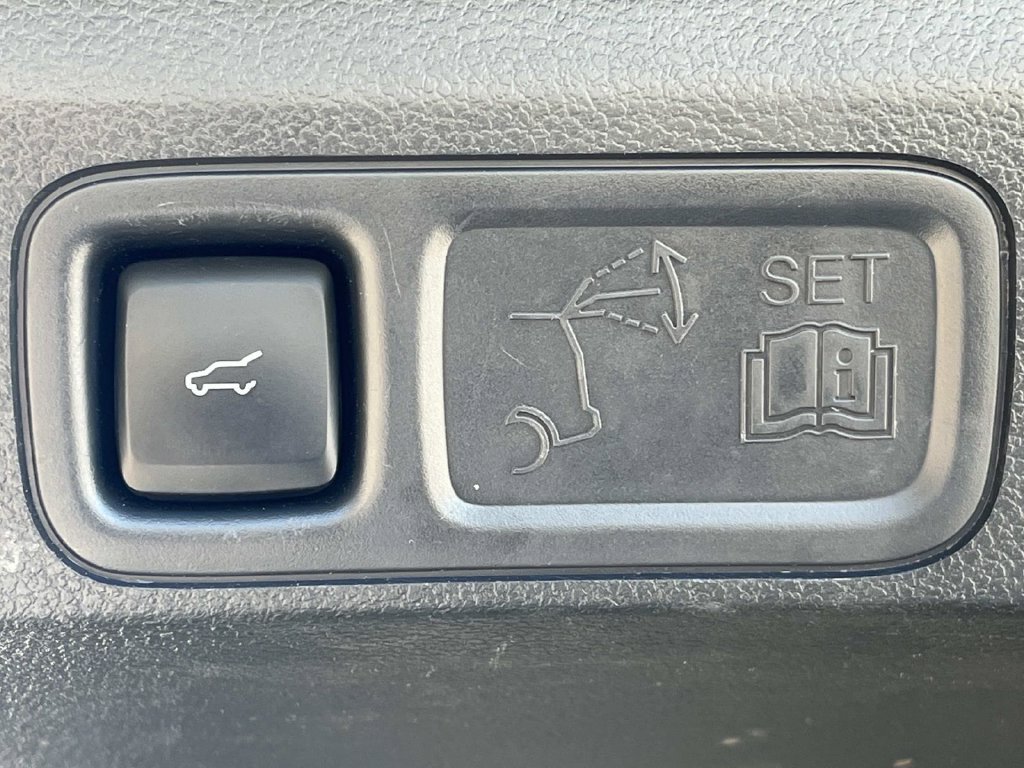 Used 2024 Lincoln Navigator Reserve AWD/4WD image 24