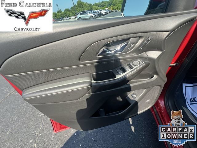 Used 2023 Chevrolet Traverse Premier FWD image 27