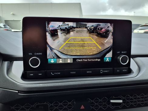 Used 2024 Honda Accord EX image 6