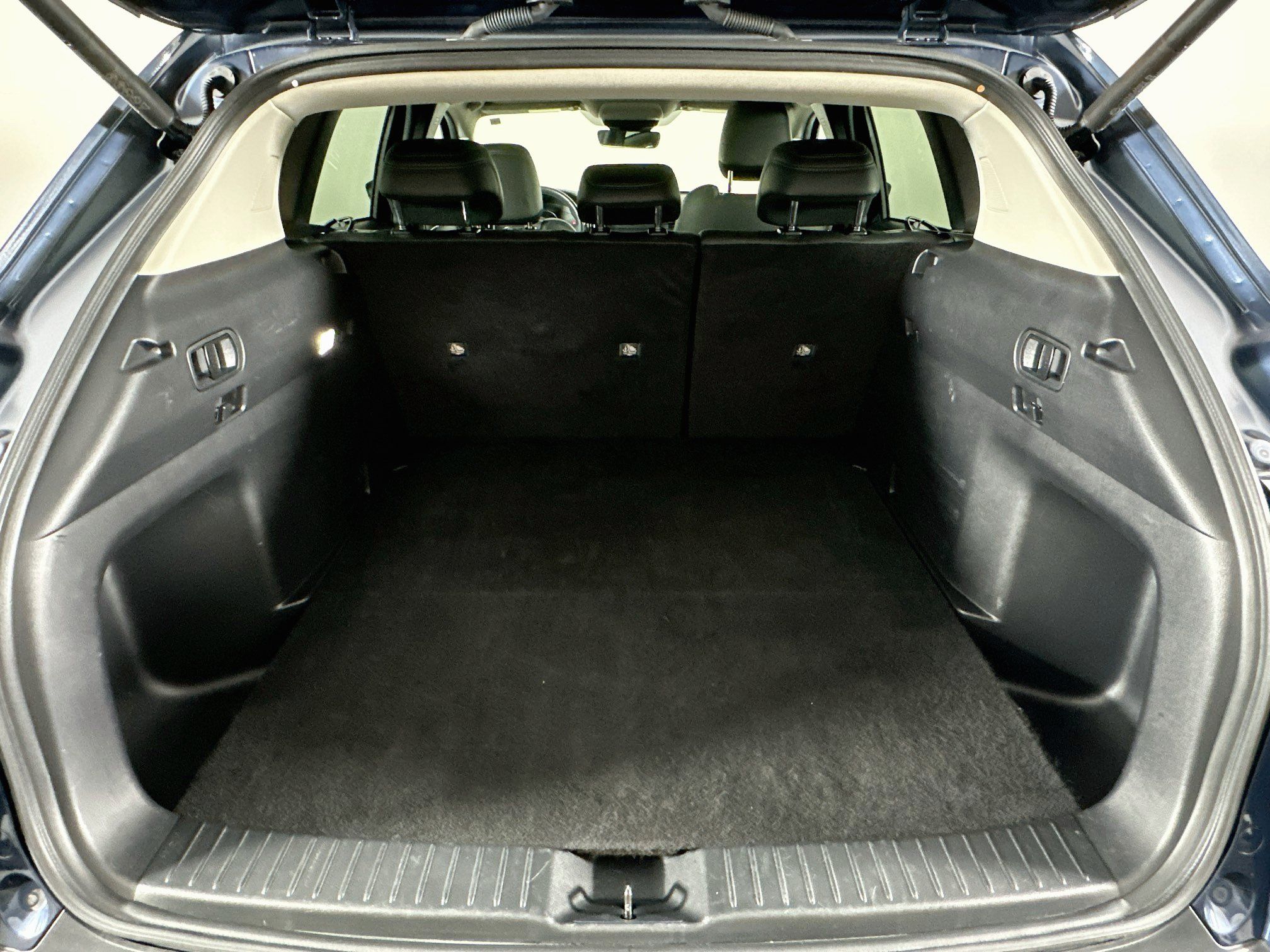 Used 2025 MAZDA CX-50 AWD 2.5 S w/ Premium Plus Pkg image 31
