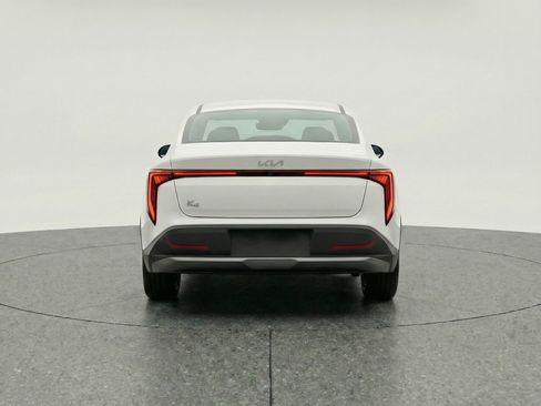Used 2025 Kia K4 FWD image 7